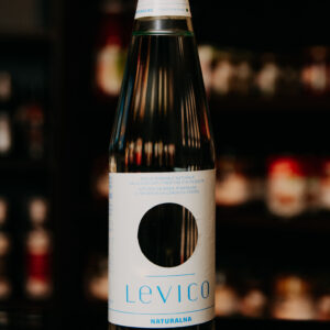 Woda niegazowana Levico 750 ml (szklana butelka)