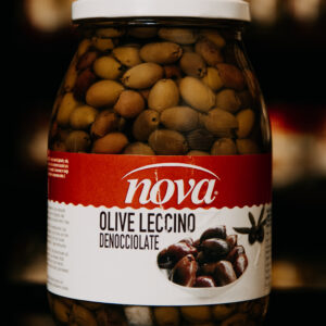 Nova Oliwki drylowane Leccino w oleju 950g